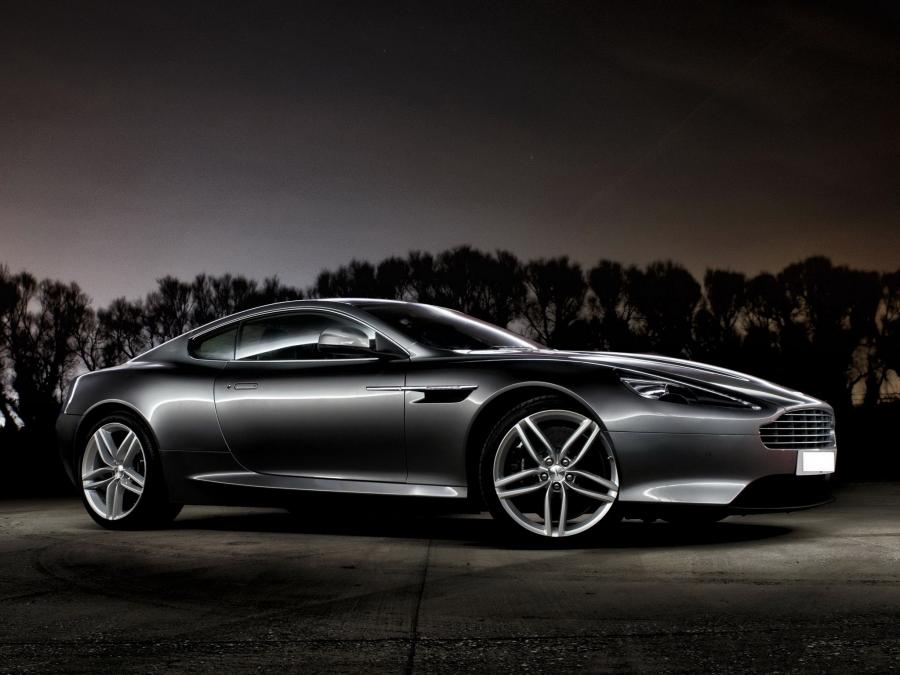  Aston Martin Virage 2011 года  (UK) (фото 46 из 46)